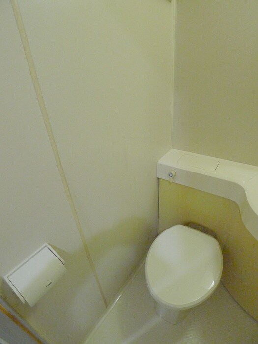 物件内観写真14　(トイレ)