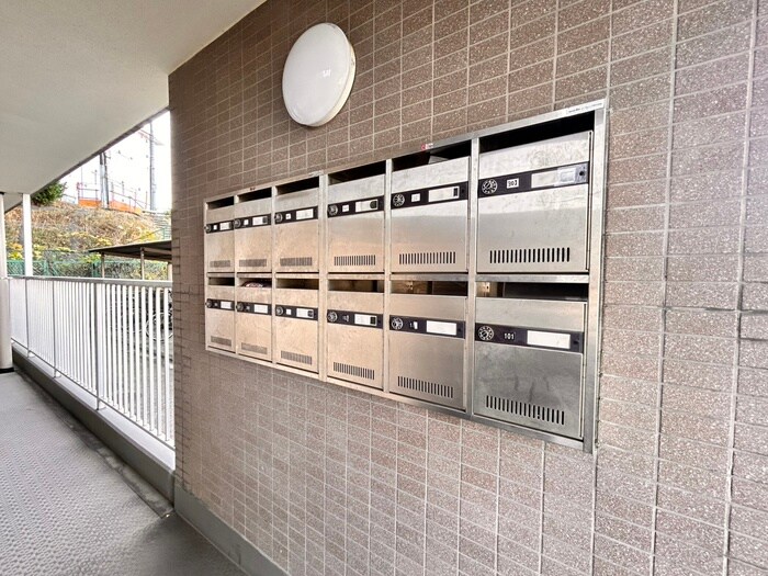 物件外観写真6　(建物設備)