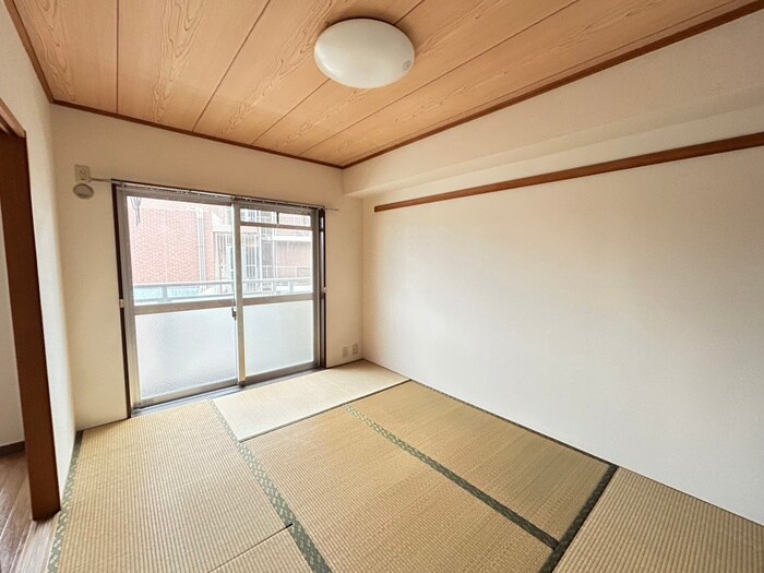 物件内観写真10　(居室)