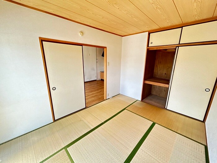 物件内観写真11　(居室)