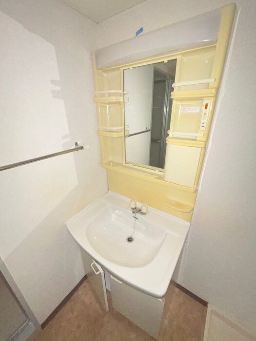 物件内観写真16　(洗面)