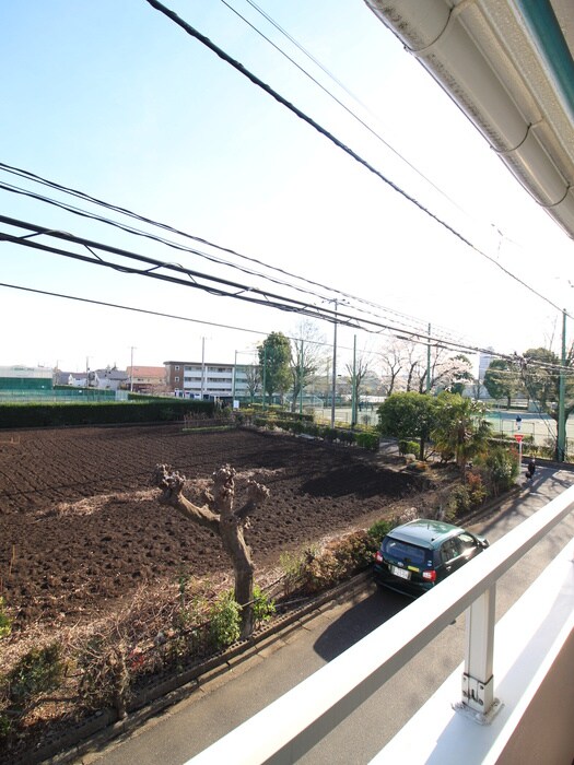 物件内観写真15　(室内からの展望)