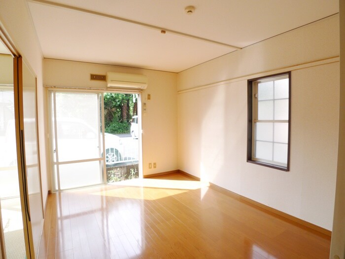 物件内観写真17　(居室)