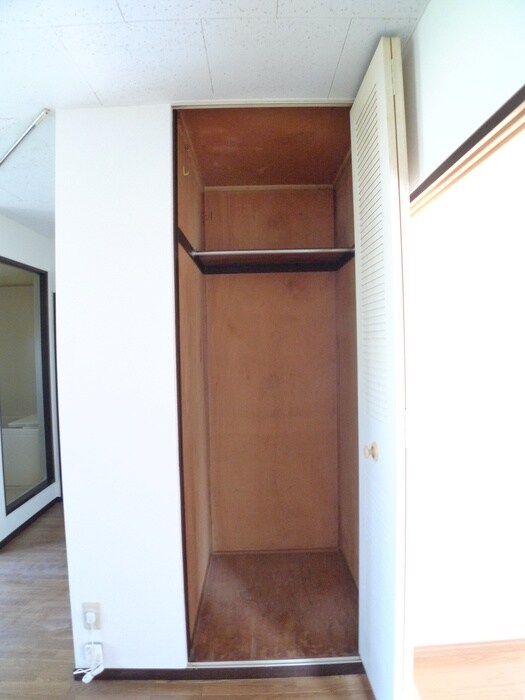 物件内観写真18　(収納)