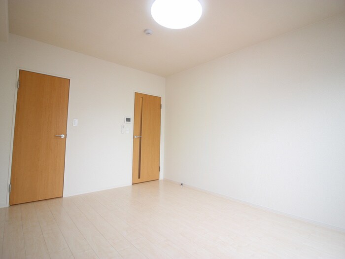 物件内観写真4　(居室)