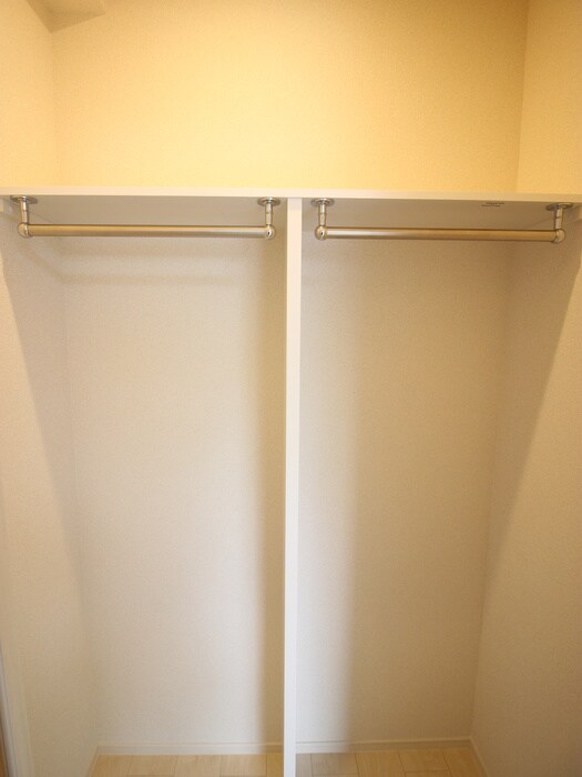 物件内観写真10　(収納)