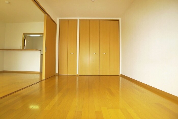 物件内観写真12　(居室)