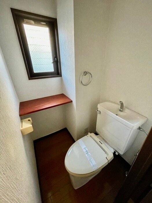 物件内観写真9　(トイレ)