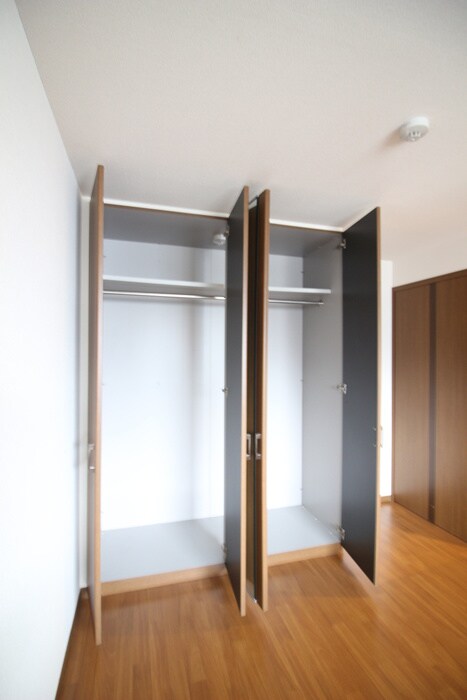 物件内観写真13　(収納)