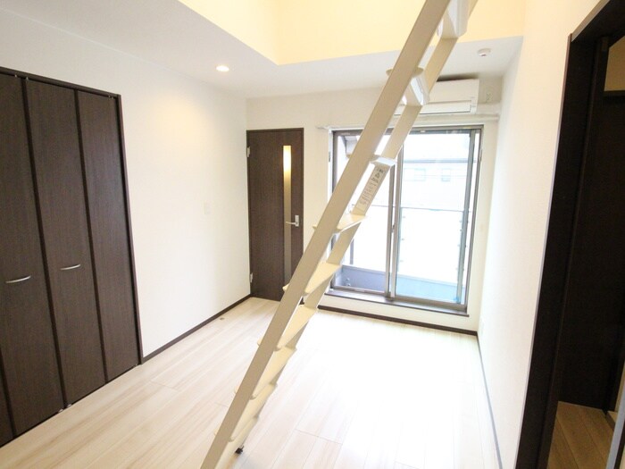 物件内観写真15　(居室)