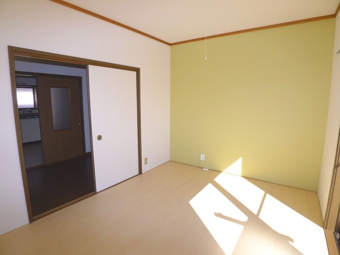 物件内観写真6　(居室)