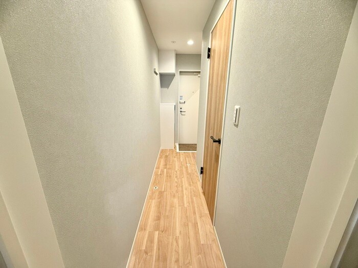 物件内観写真20　(廊下)