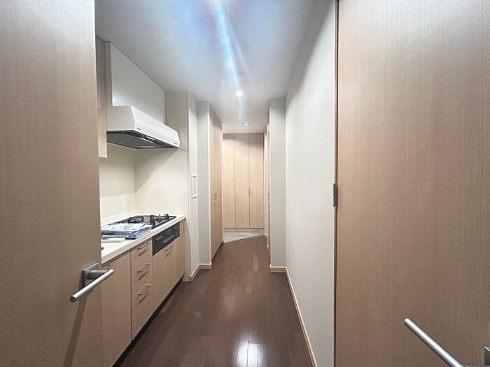 物件内観写真21　(廊下)