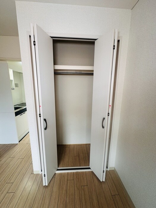 物件内観写真11　(収納)