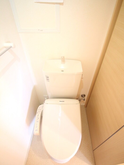 物件内観写真13　(トイレ)