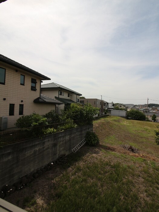 物件内観写真16　(室内からの展望)