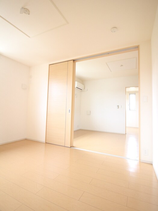 物件内観写真17　(居室)