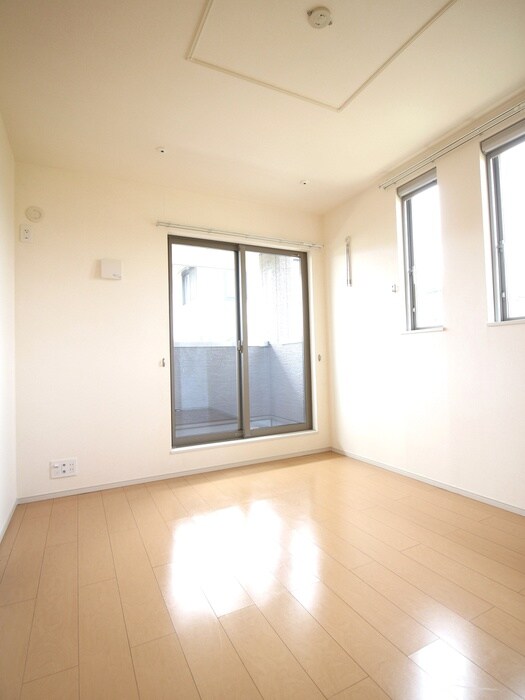 物件内観写真19　(居室)