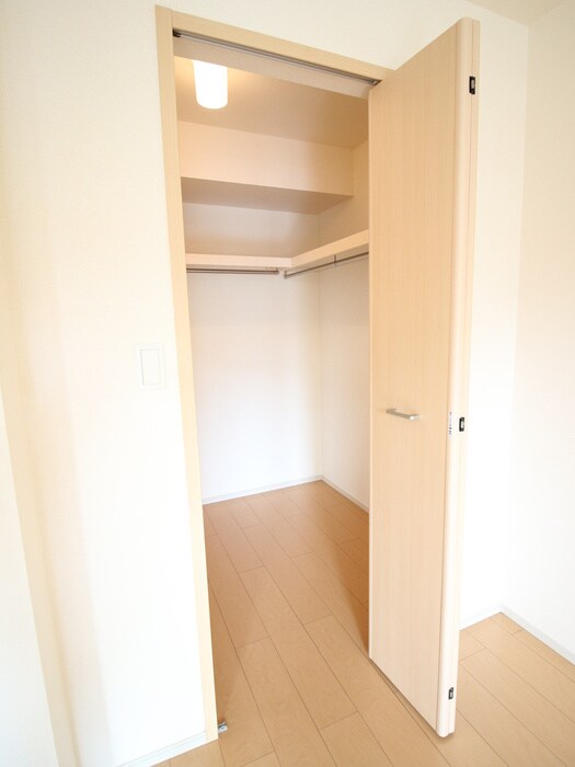 物件内観写真20　(収納)