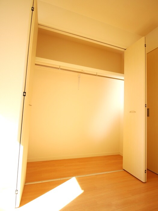 物件内観写真10　(収納)