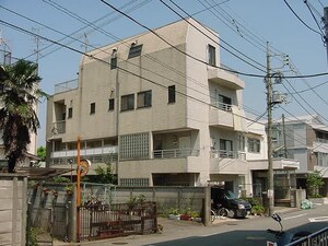 ホワイトハウス外観写真