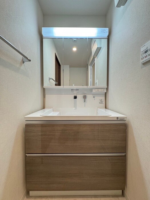 物件内観写真13　(洗面)