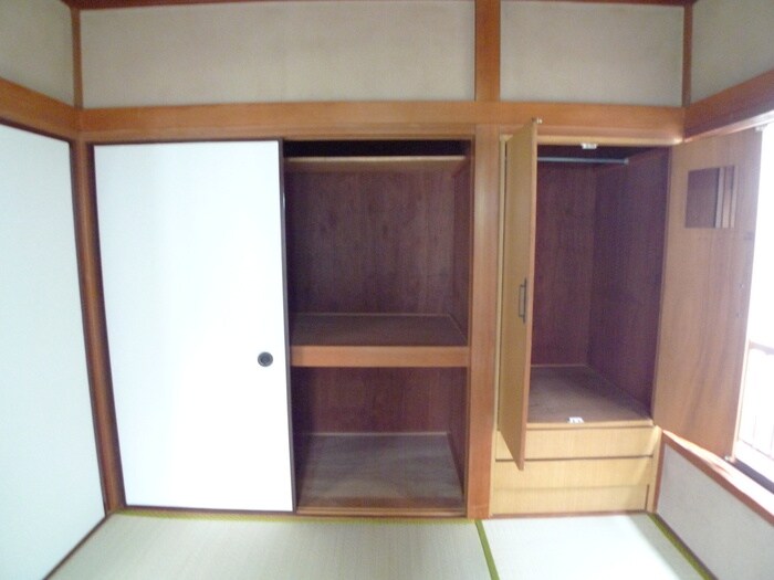 物件内観写真13　(収納)