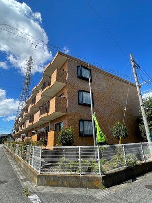 ルミエール長栄外観写真