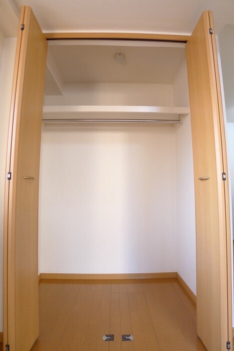 物件内観写真8　(収納)