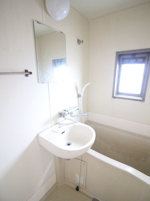 物件内観写真13　(バス／シャワールーム等)