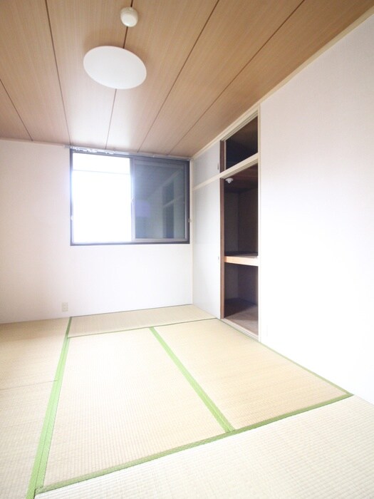 物件内観写真18　(居室)