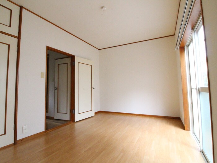 物件内観写真13　(居室)