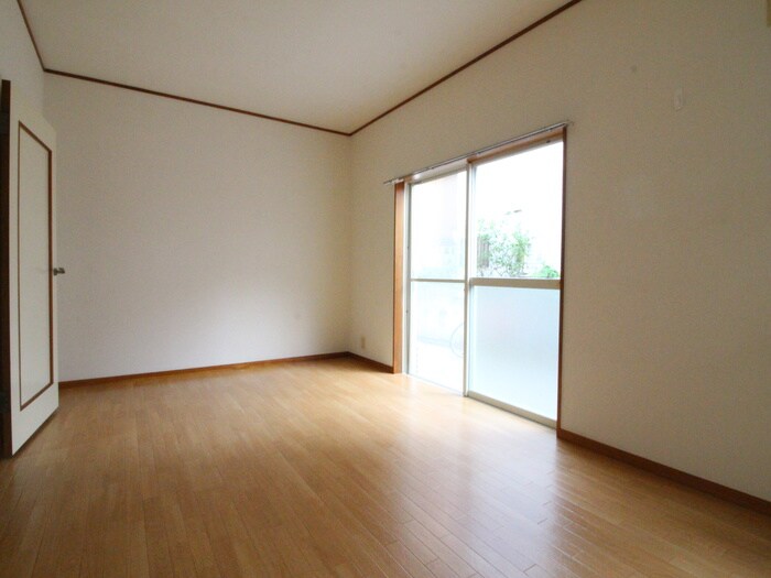 物件内観写真17　(居室)