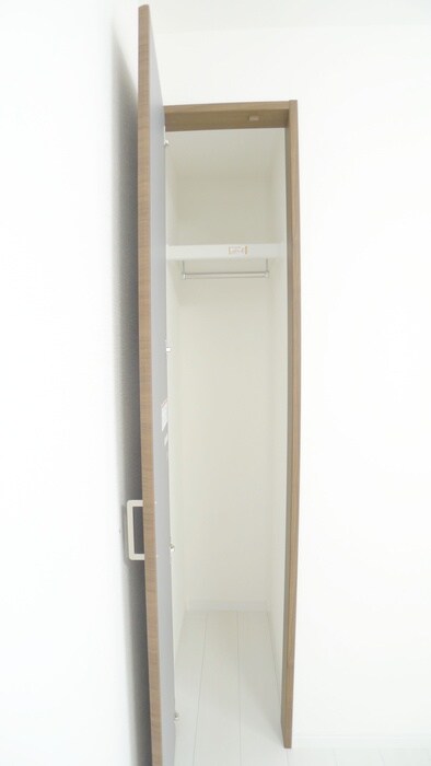 物件内観写真12　(収納)