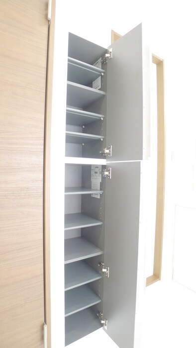 物件内観写真16　(靴箱)