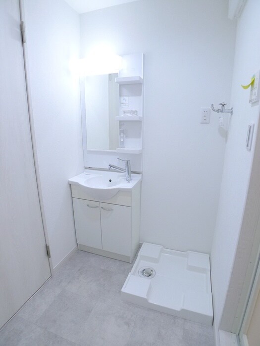 物件内観写真9　(洗面)