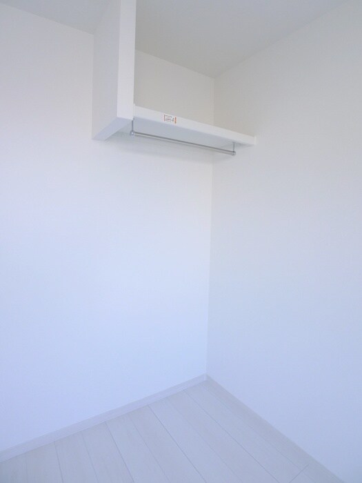 物件内観写真17　(収納)