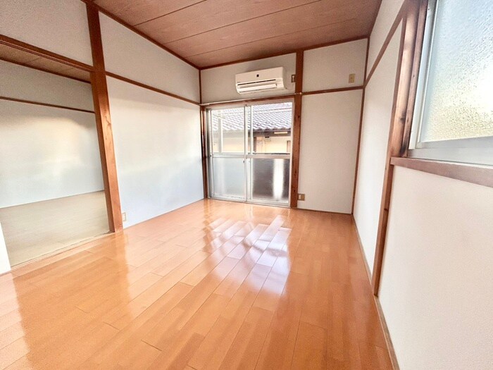 物件内観写真8　(居室)