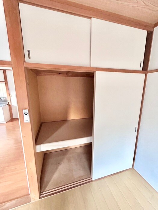 物件内観写真11　(収納)