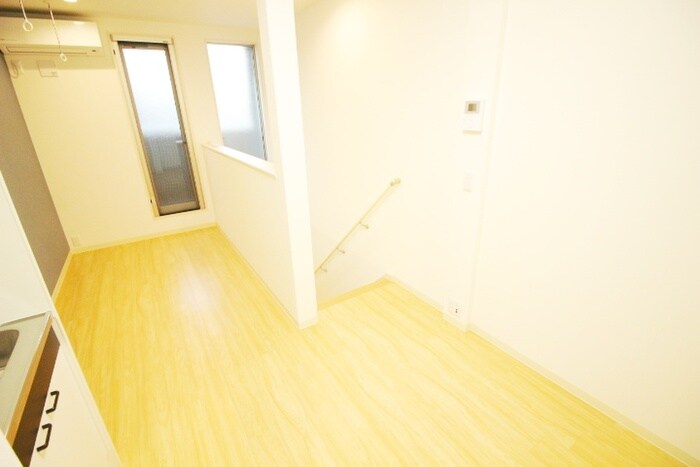 物件内観写真6　(居室)