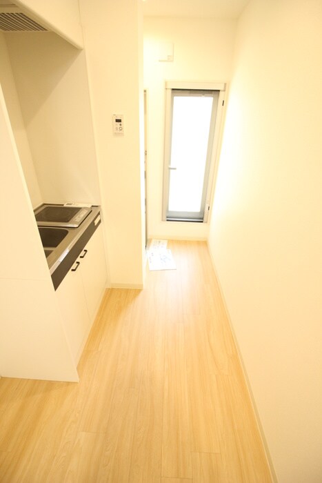 物件内観写真14　(廊下)