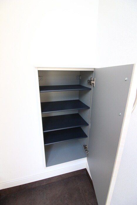 物件内観写真16　(靴箱)