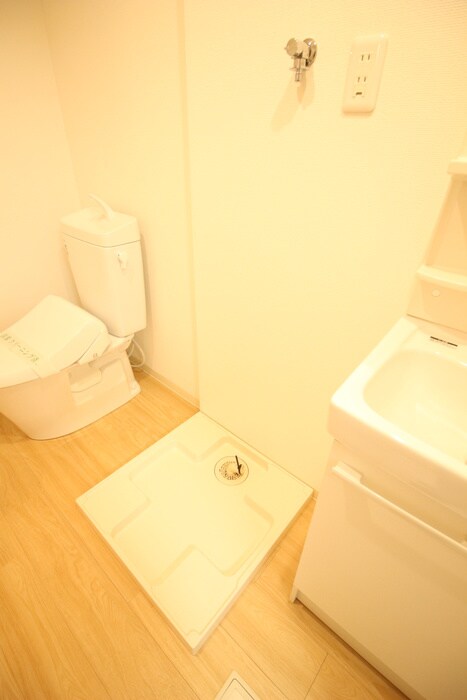 物件内観写真17　(洗濯機置場)