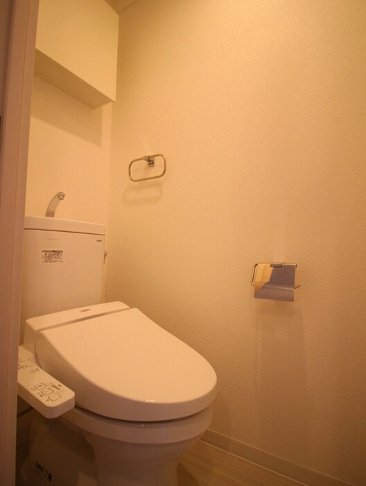 物件内観写真14　(トイレ)