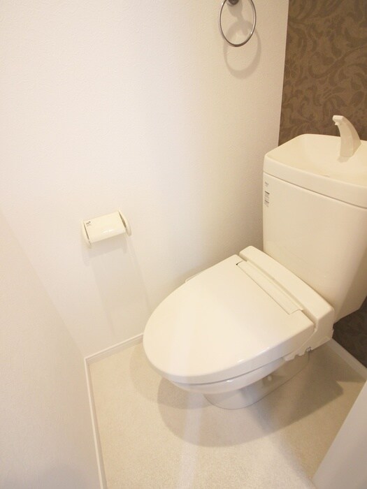 物件内観写真15　(トイレ)