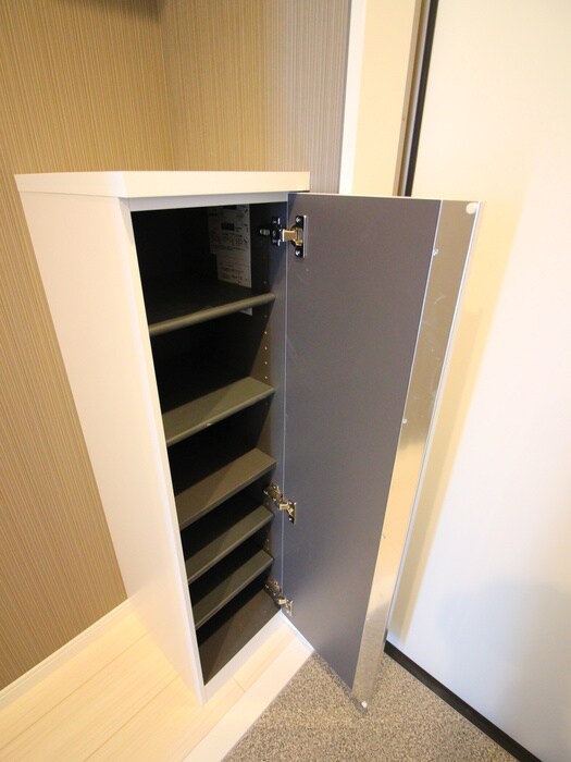 物件内観写真18　(靴箱)