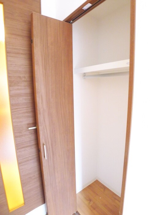 物件内観写真11　(収納)