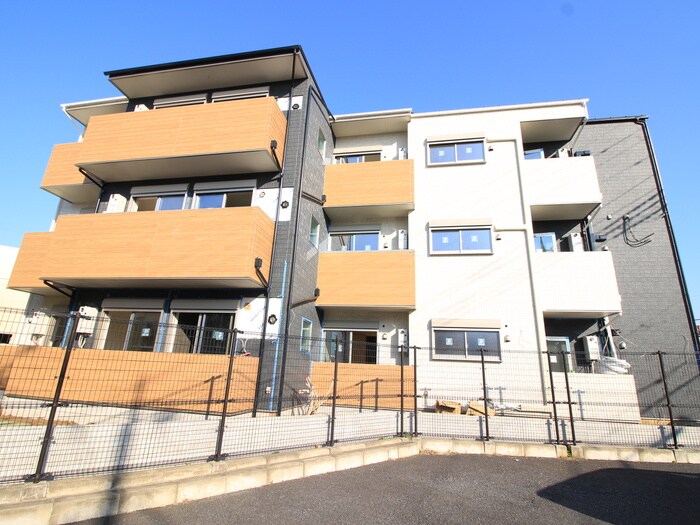 物件外観写真5　(外観写真)