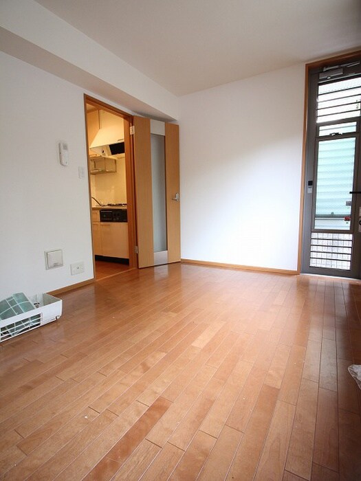 物件内観写真4　(居室)