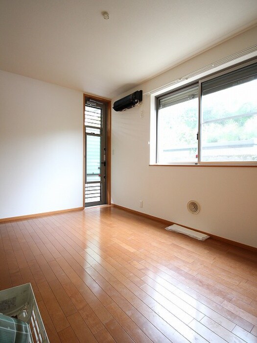 物件内観写真14　(居室)